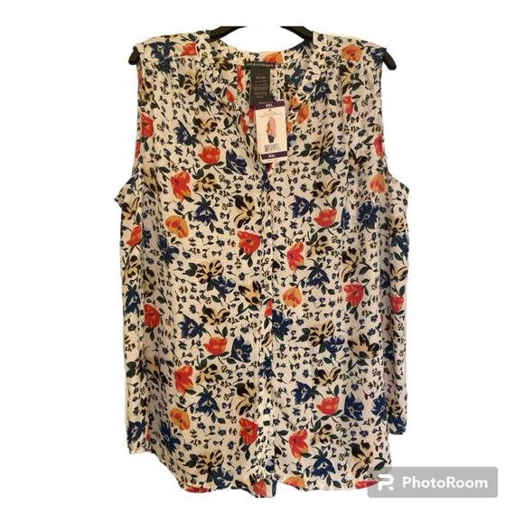 Chelsea & Theodore Tops - NWT Women's Chelsea & Theodore Floral Blouse, Size XXL, White